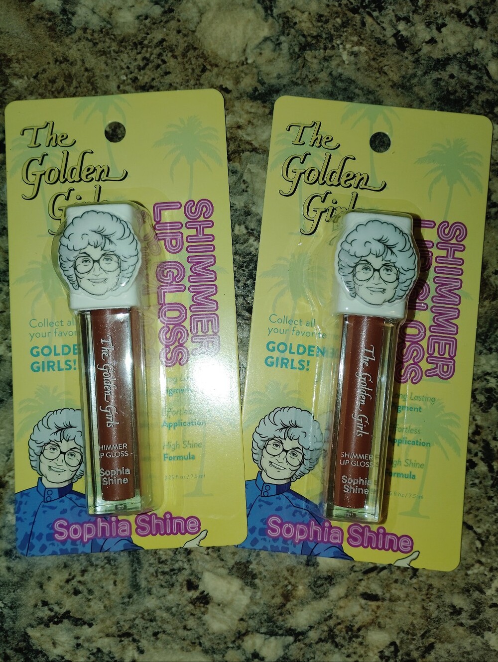 Sophia shine The Golden girls shimmer lip gloss. Long lasting pigment effortless